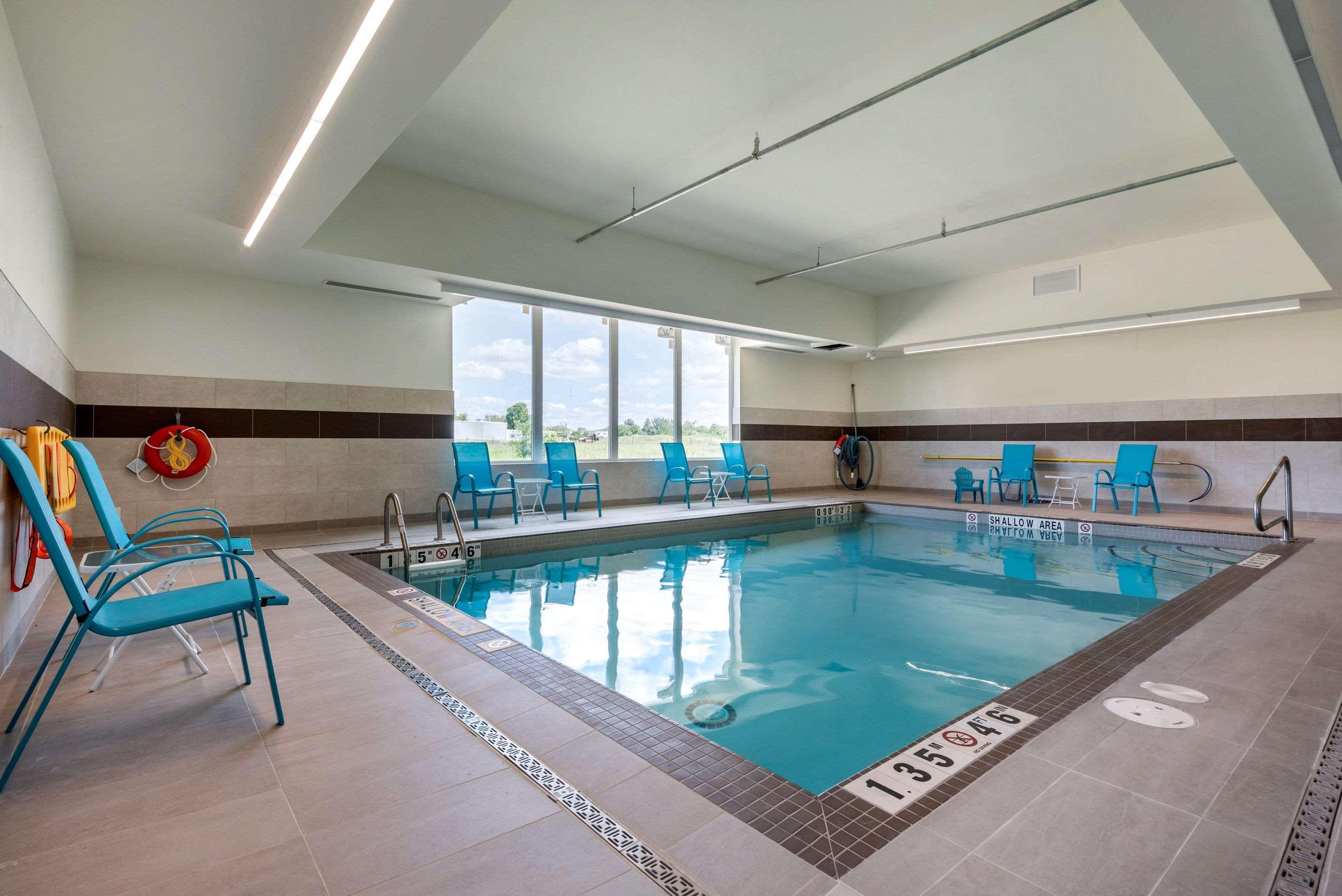 Comfort Inn & Suites Greater Napanee Luaran gambar
